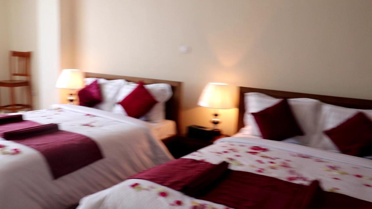 Bruhway Hotel Addis Ababa Dış mekan fotoğraf