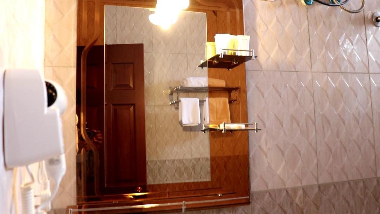 Bruhway Hotel Addis Ababa Dış mekan fotoğraf