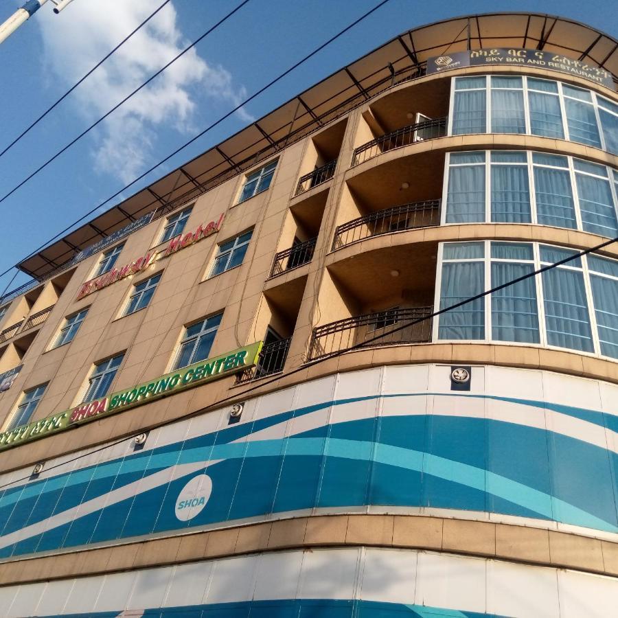 Bruhway Hotel Addis Ababa Dış mekan fotoğraf