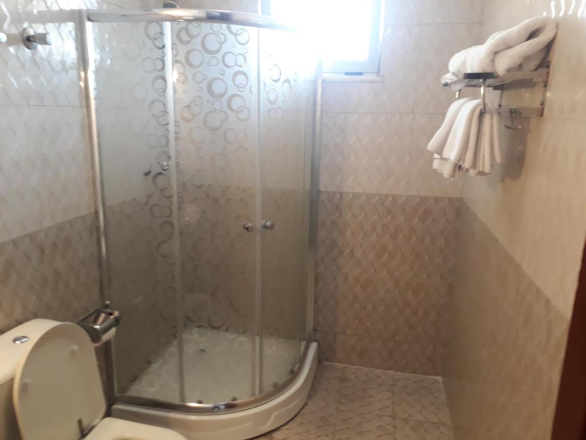 Bruhway Hotel Addis Ababa Dış mekan fotoğraf