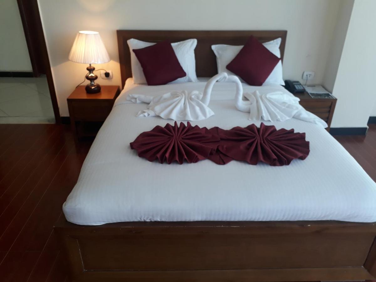 Bruhway Hotel Addis Ababa Dış mekan fotoğraf