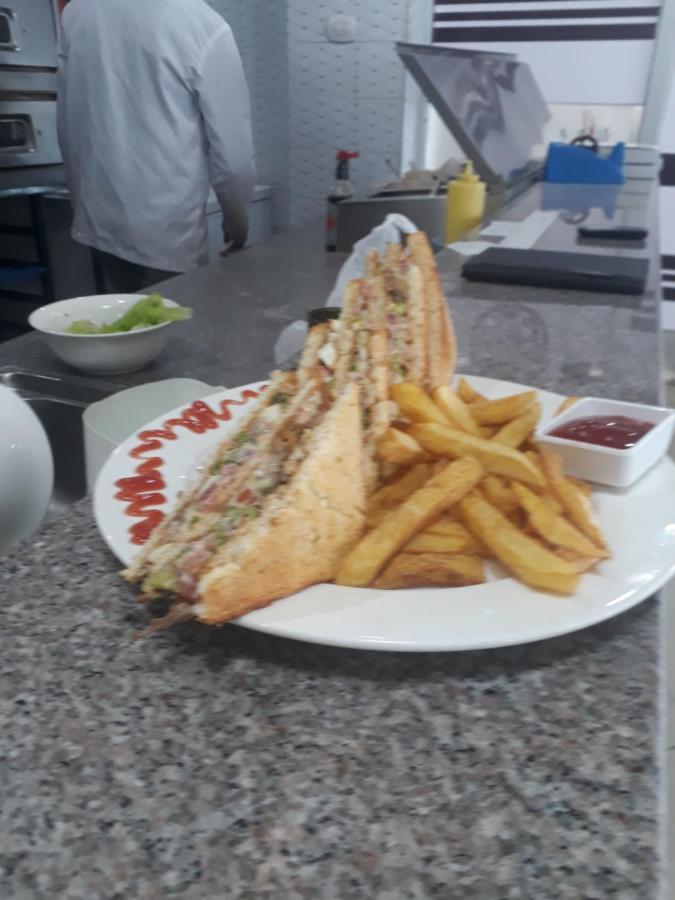Bruhway Hotel Addis Ababa Dış mekan fotoğraf