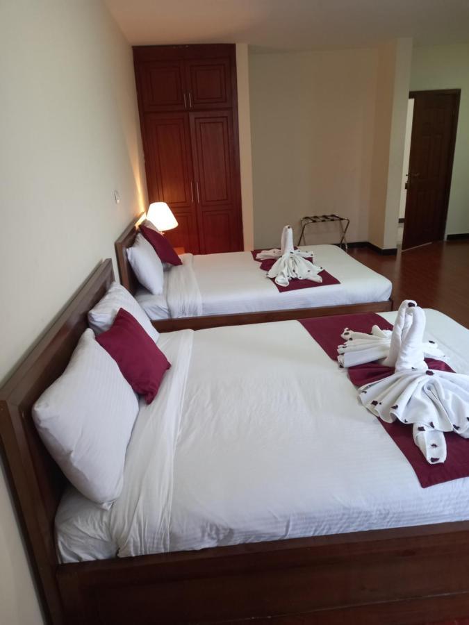 Bruhway Hotel Addis Ababa Dış mekan fotoğraf